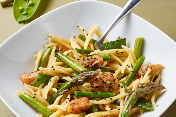 Stylisme et photographie culinaire - Trofie asperges saumon mariné